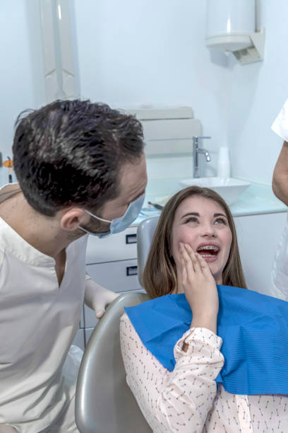 Best Weekend Emergency Dentist in Grandwood Park, IL
